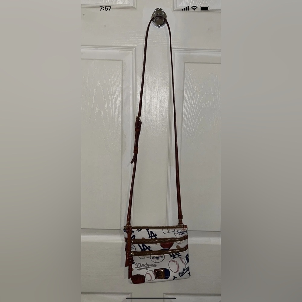 Dooney & Bourke MLB LOS ANGELES DODGERS crossbody handbag